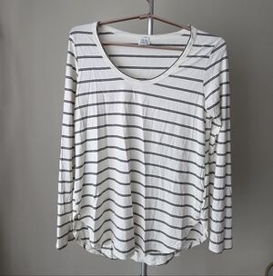 Peyton Jensen Striped Long Sleeve Women's Top Sz.M Scoop neck